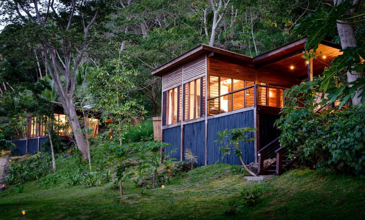 The Remote Resort Nawi Bagian luar foto