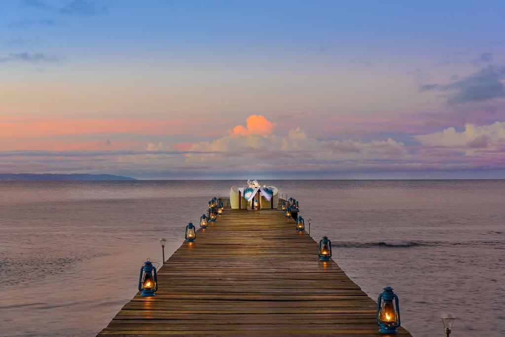 The Remote Resort Nawi Bagian luar foto